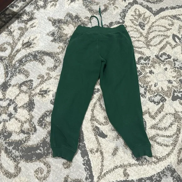 Lulu🍋 Everglade Green Scuba High-Rise Jogger size 4 - Picture 4 of 7